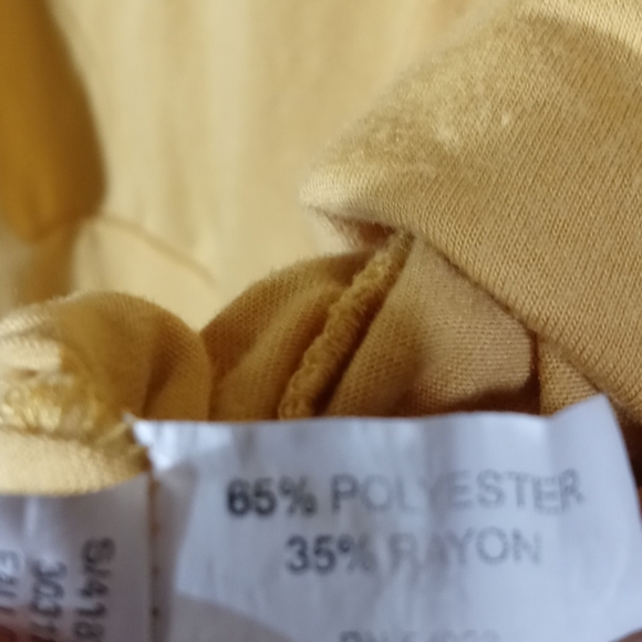 Cute yellow tank - Picture 4 of 6